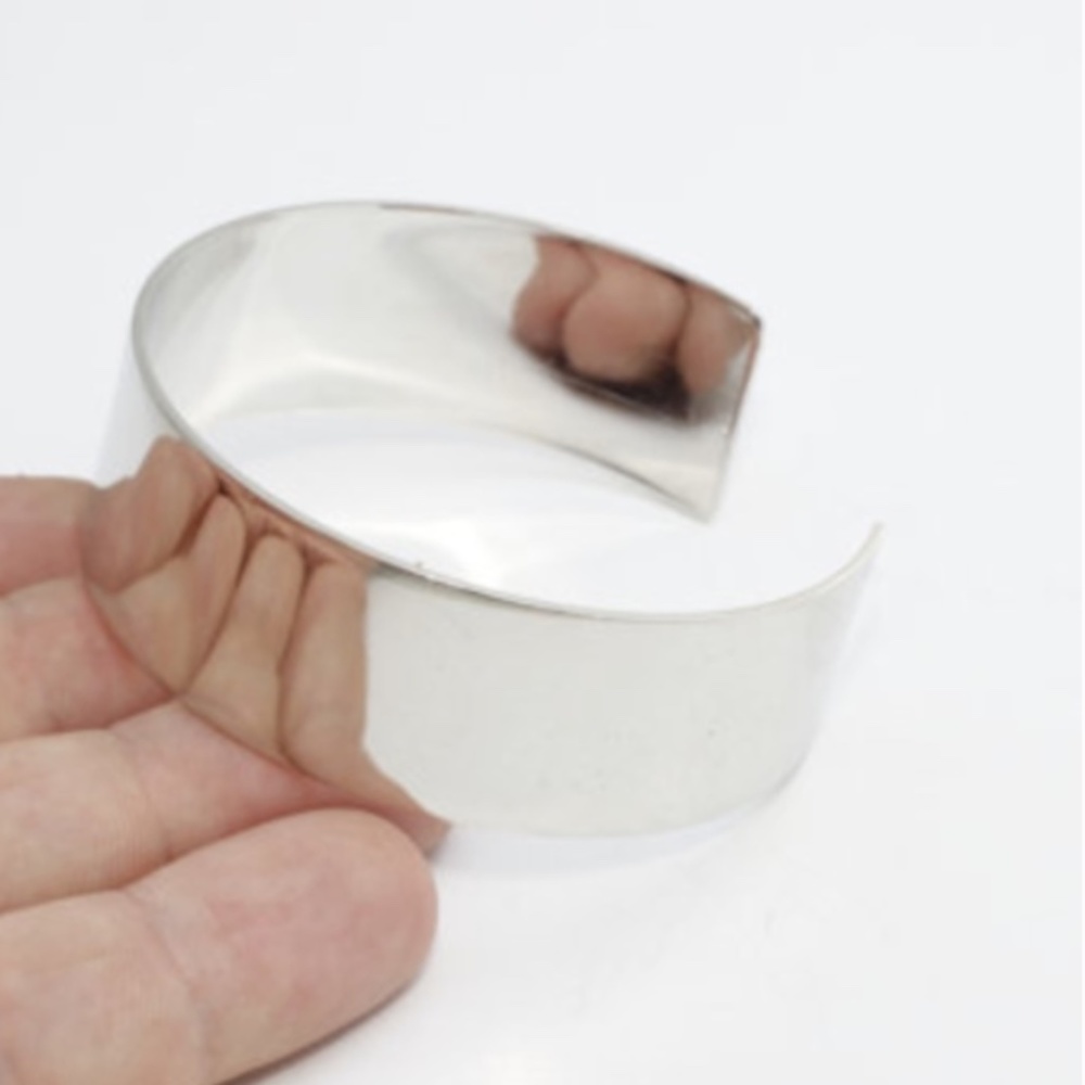 Rhodium plated cuff bracelet bangle